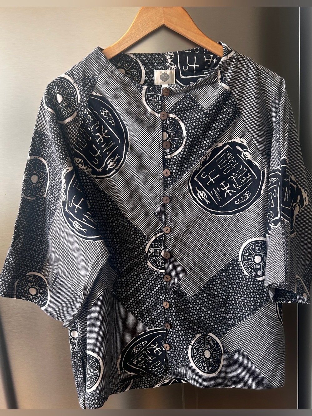 Creative Classics XL Cotton Art Print Tunic Top Black White Button Front